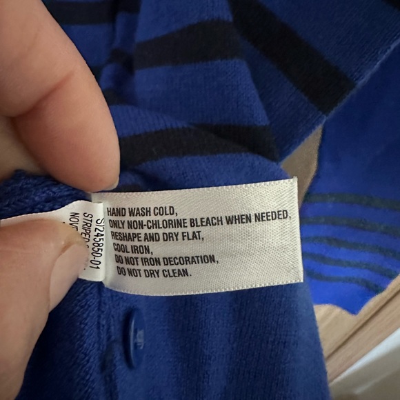 New Gap Blue/Black Stripe Sequins Button Up Knot Cardigan Seeater Women’s S - Picture 5 of 6